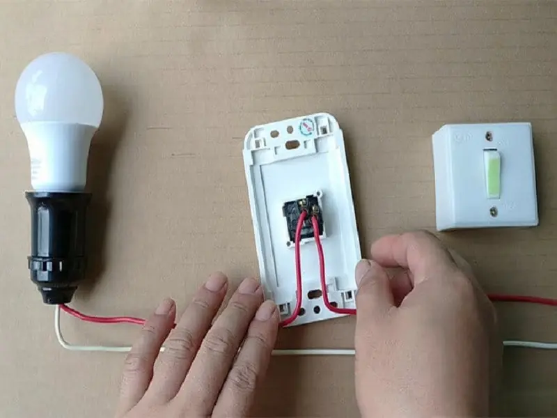 cach noi day dien bị voi cong tac