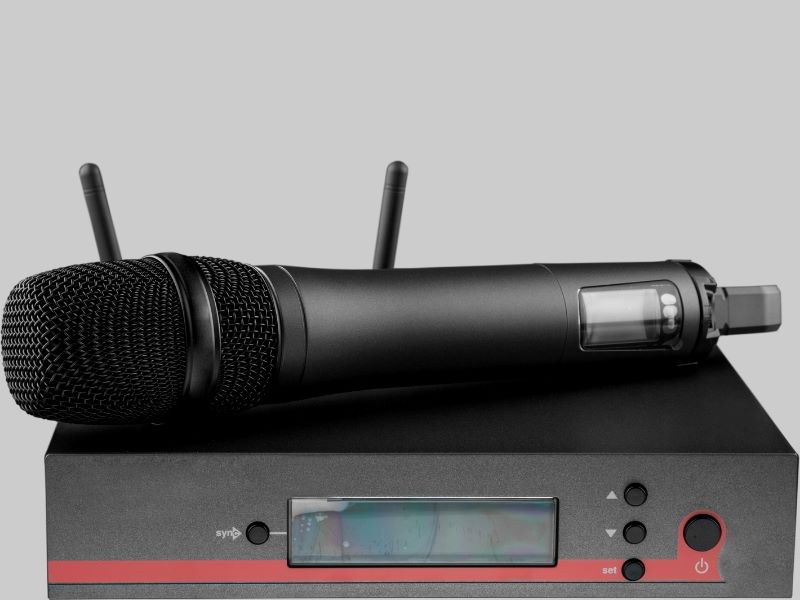 Cách Kết Nối Micro Không Dây Với Loa Bluetooth Đơn Giản Cách Kết Nối Micro Không Dây Với Loa Bluetooth Đơn Giản Hiệu Quả