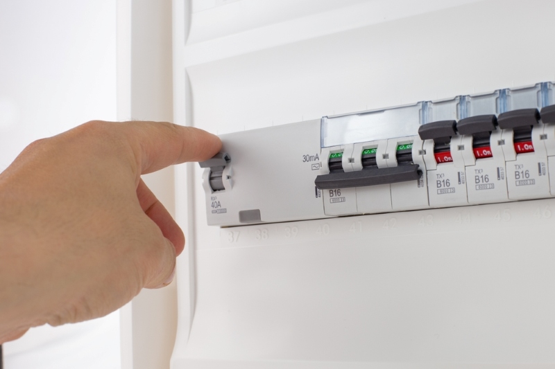 Thiết bị đóng ngắt mạch điện: chức năng và phân loại thiết bị đóng ngắt mạch