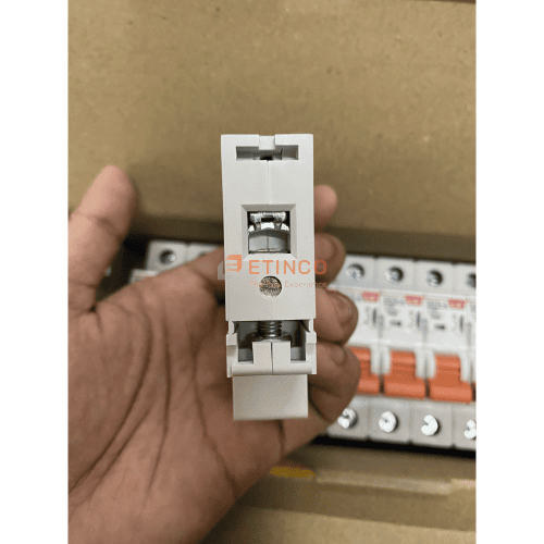 MCB LS BKN-b C50 1P 50A 10kA MCB LS BKN-b 1P 50A 10kA