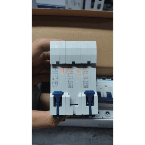 Aptomat MCB LS LA63N C50 3P 50A 6kA MCB LS LA63N 3P 50A 10kA