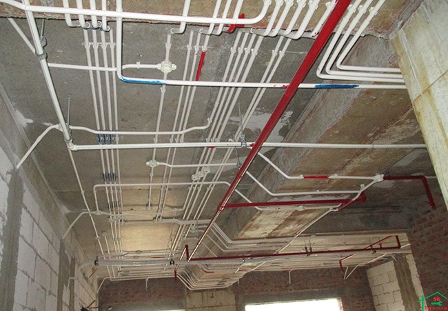 Cách đi dây điện trong nhà chuẩn kỹ thuật và thẩm mỹ cach-di-day-dien-trong-nha-dang-am-tuong