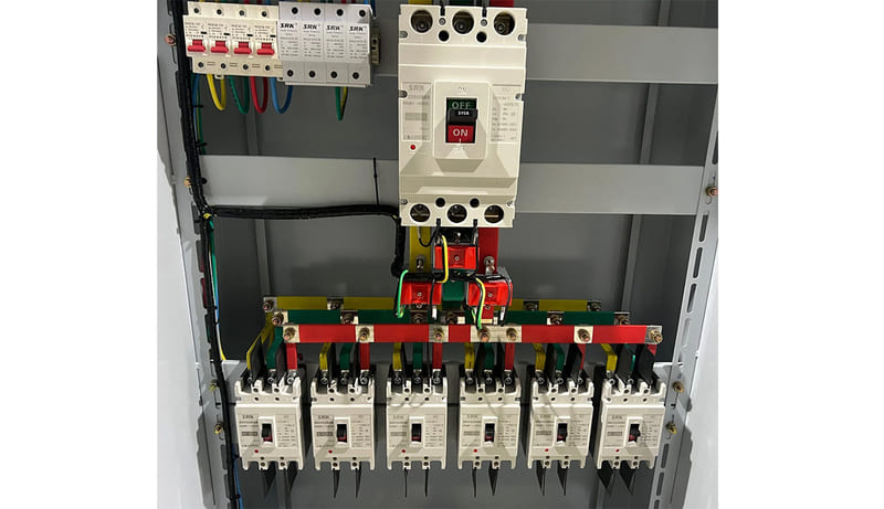 lap-dat-mccb-trong-tu-dien (1)