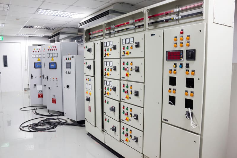 Tủ hòa đồng bộ là gì? Các phương pháp vận hành và điều kiện lắp đặt phuong phap hoa dong bo