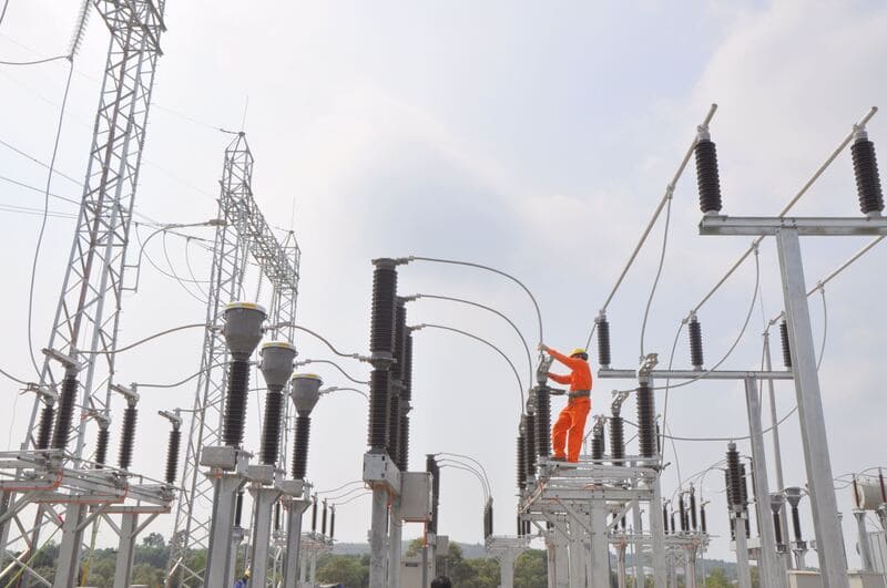 tram bien ap trung gian la gi 3